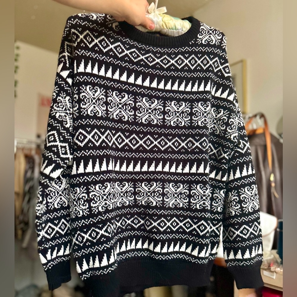Vintage 80s 90s Black and White Nordic Pattern Sweater Geometric Knit Size med
